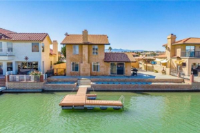 3 bedrooms 2 baths lake front home.